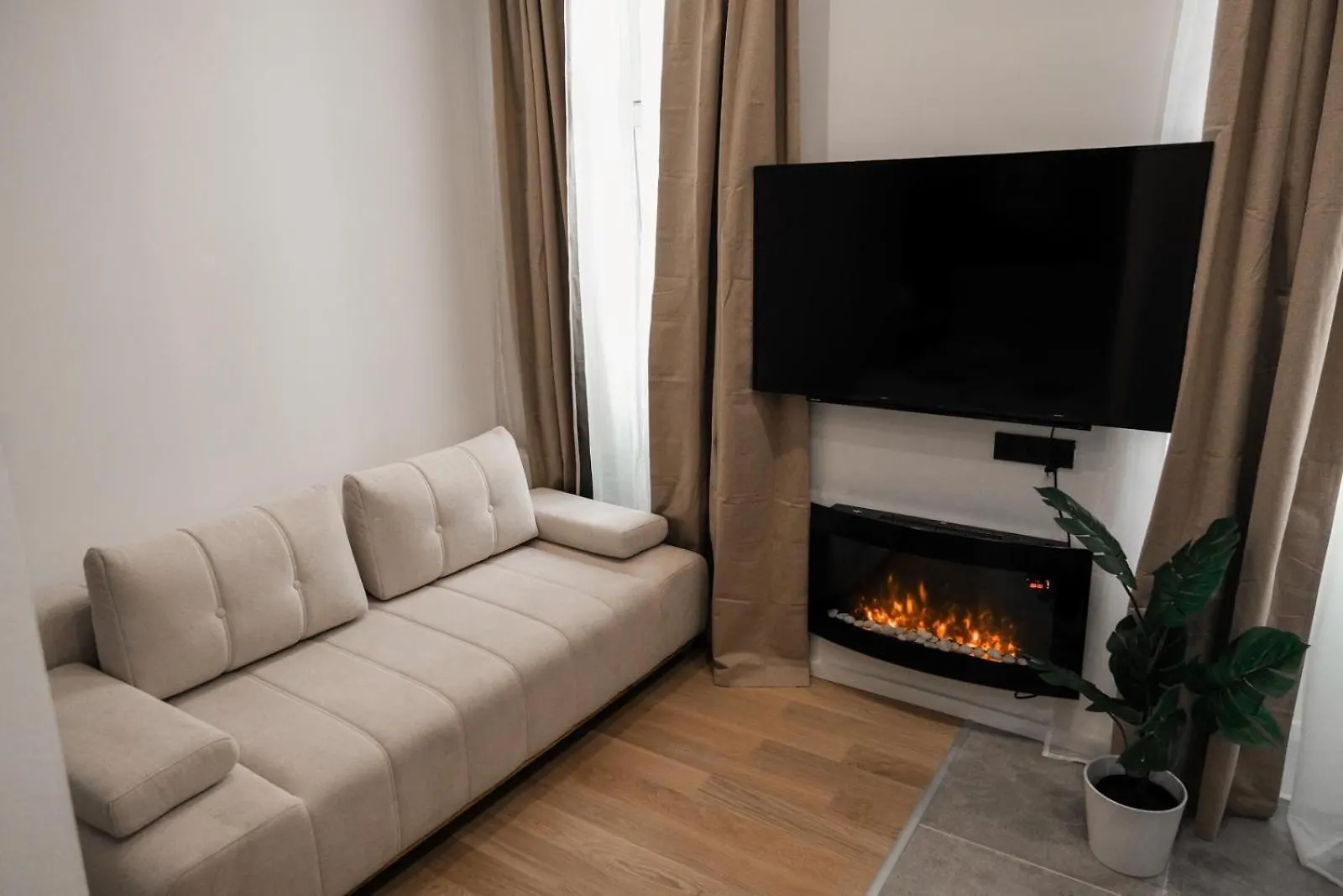 Wl Apartments #16H Vienna